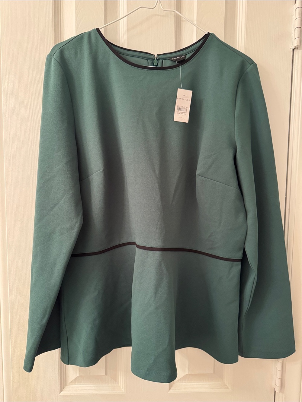 Ann Taylor Green Peplum Long-Sleeve Top with Black Piping